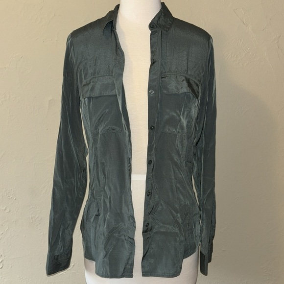 EXPRESS casual button up shirt with double breast pockets women’s small petite - Picture 11 of 13